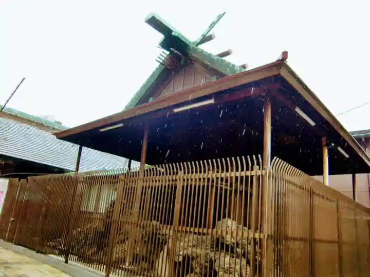 鶴見神社の本殿・本堂