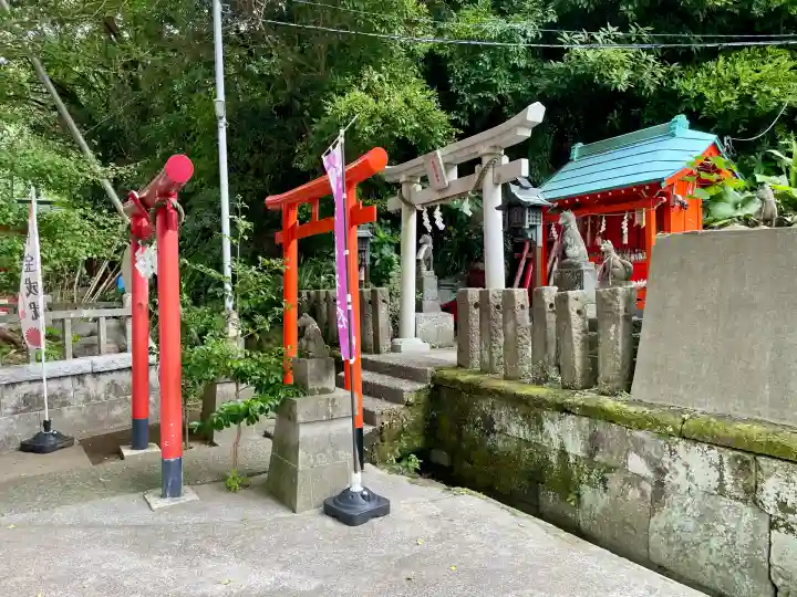 福徳稲荷神社 (海南神社境内社)(神奈川県)