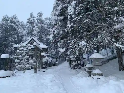 室根神社の庭園