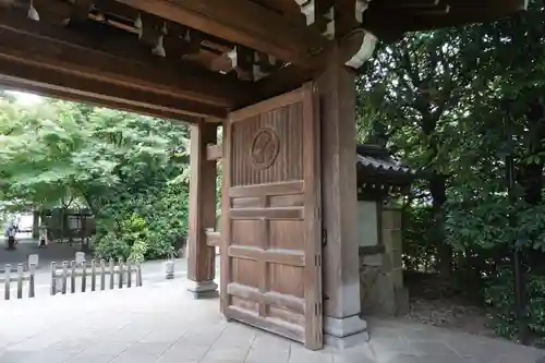高円寺の山門・神門