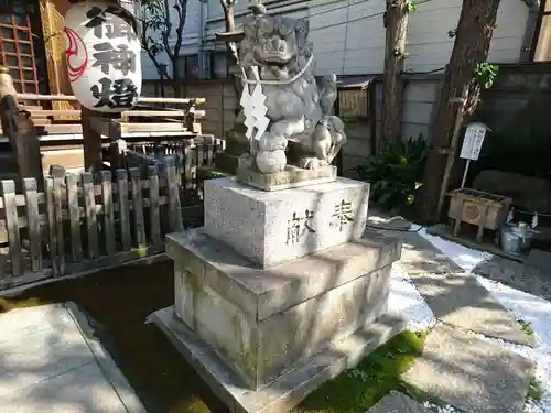 幸稲荷神社の狛犬