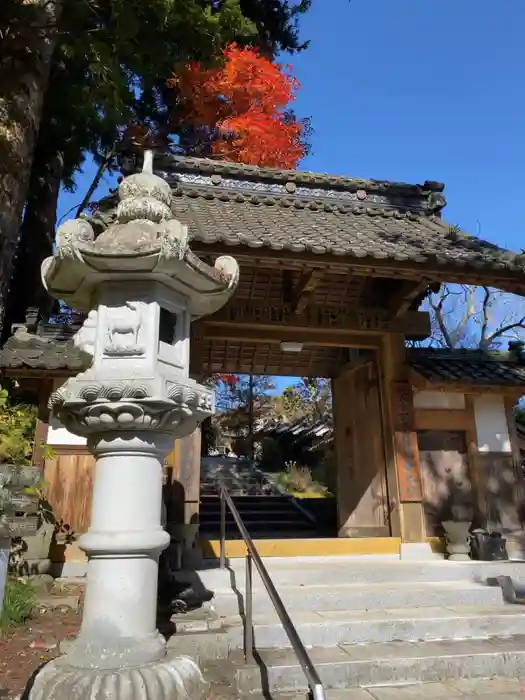 仲仙寺の山門