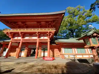 武蔵一宮氷川神社の山門・神門