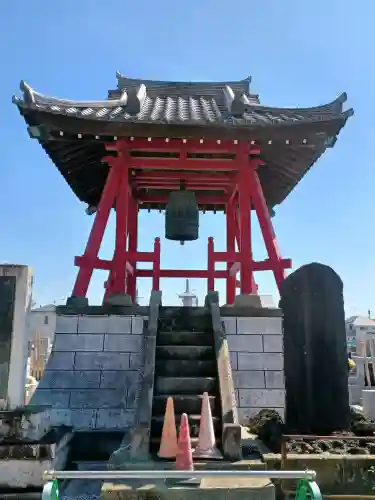 全龍寺の{uncategorized: "未分類", other: "その他", undefined: "問題あり", building: "その他建物", grave: "お墓", sacred_gate: "鳥居", guardian: "狛犬", statue: "像", buddha: "仏像", history: "歴史", nature: "自然", garden: "庭園", animal: "動物", pagoda: "塔", temizu: "手水舎", mountain_gate: "山門・神門", sanctuary: "本殿・本堂", subordinate: "末社・摂社", art: "芸術", scenery: "景色", jizo: "地蔵", ema: "絵馬", goshuin: "御朱印", omikuji: "おみくじ", items: "授与品その他", amulet: "お守り", goshuincho: "御朱印帳", eats: "食事", festival: "お祭り", votive_dance: "神楽", shichigosan: "七五三参", wedding: "結婚式", experience: "体験その他", initially: "初詣", around: "周辺", anti_infection: "感染症対策"}