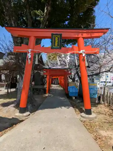 粟津天満神社の{uncategorized: "未分類", other: "その他", undefined: "問題あり", building: "その他建物", grave: "お墓", sacred_gate: "鳥居", guardian: "狛犬", statue: "像", buddha: "仏像", history: "歴史", nature: "自然", garden: "庭園", animal: "動物", pagoda: "塔", temizu: "手水舎", mountain_gate: "山門・神門", sanctuary: "本殿・本堂", subordinate: "末社・摂社", art: "芸術", scenery: "景色", jizo: "地蔵", ema: "絵馬", goshuin: "御朱印", omikuji: "おみくじ", items: "授与品その他", amulet: "お守り", goshuincho: "御朱印帳", eats: "食事", festival: "お祭り", votive_dance: "神楽", shichigosan: "七五三参", wedding: "結婚式", experience: "体験その他", initially: "初詣", around: "周辺", anti_infection: "感染症対策"}