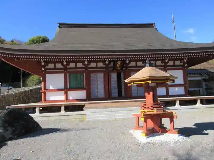 威徳院 極楽寺の本殿・本堂