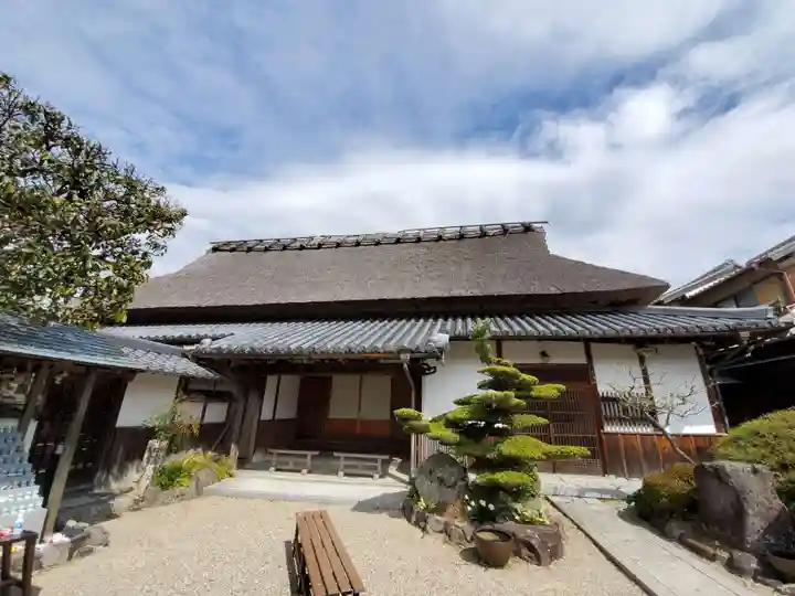 龍華院の本殿・本堂