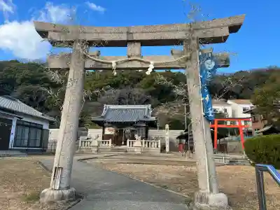 五宮神社の{uncategorized: "未分類", other: "その他", undefined: "問題あり", building: "その他建物", grave: "お墓", sacred_gate: "鳥居", guardian: "狛犬", statue: "像", buddha: "仏像", history: "歴史", nature: "自然", garden: "庭園", animal: "動物", pagoda: "塔", temizu: "手水舎", mountain_gate: "山門・神門", sanctuary: "本殿・本堂", subordinate: "末社・摂社", art: "芸術", scenery: "景色", jizo: "地蔵", ema: "絵馬", goshuin: "御朱印", omikuji: "おみくじ", items: "授与品その他", amulet: "お守り", goshuincho: "御朱印帳", eats: "食事", festival: "お祭り", votive_dance: "神楽", shichigosan: "七五三参", wedding: "結婚式", experience: "体験その他", initially: "初詣", around: "周辺", anti_infection: "感染症対策"}