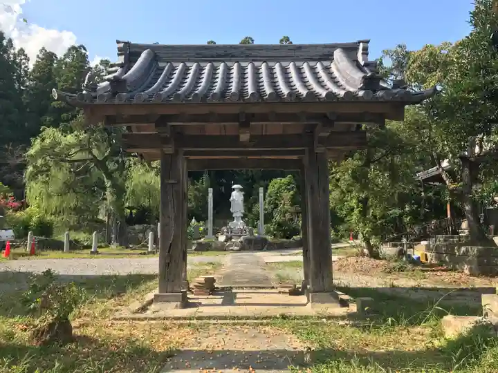 普門院の山門・神門