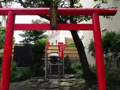 妻恋神社の末社