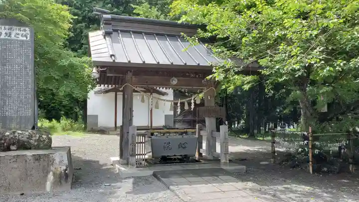 冨士御室浅間神社の手水舎
