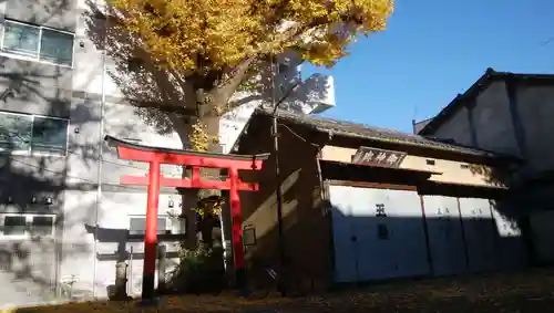 五郎久保稲荷神社の鳥居