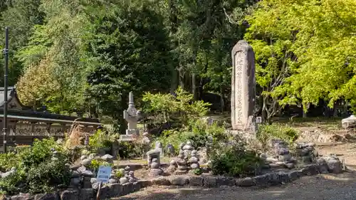 旧戸岩寺（世代閣）(滋賀県)