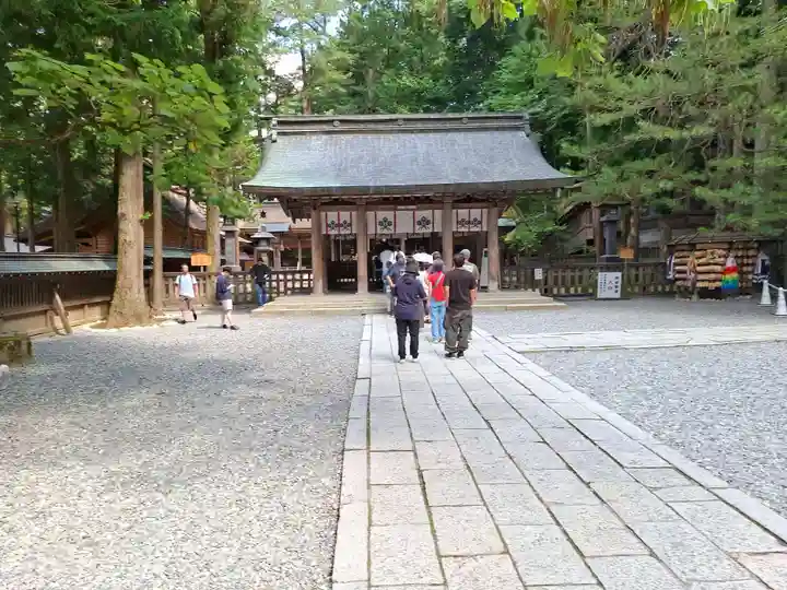 諏訪大社(長野県)