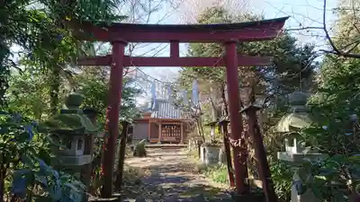 頼政神社の鳥居