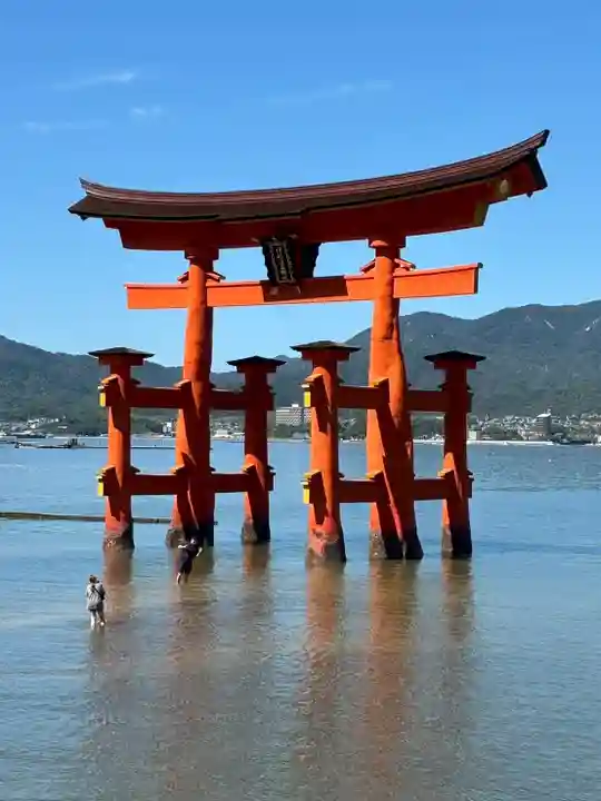 厳島神社(広島県)