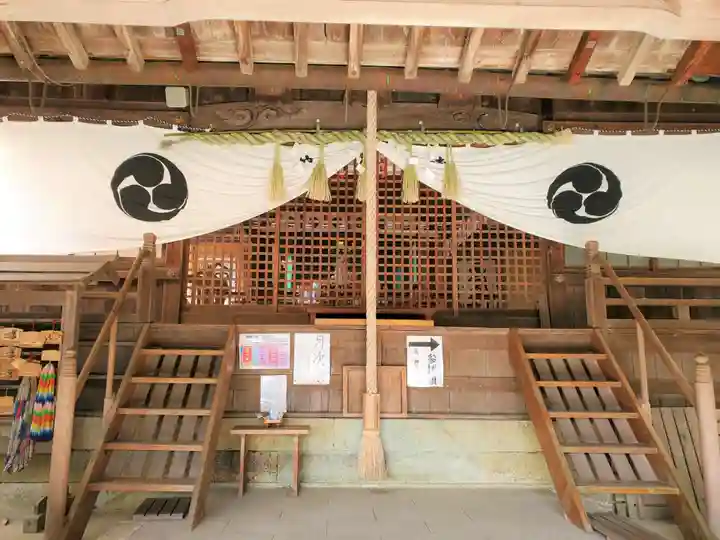 平之荘神社の本殿・本堂