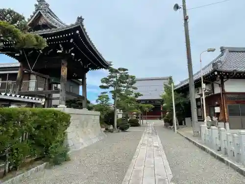 阿弥陀寺(滋賀県)