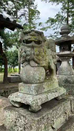 八幡神社の狛犬