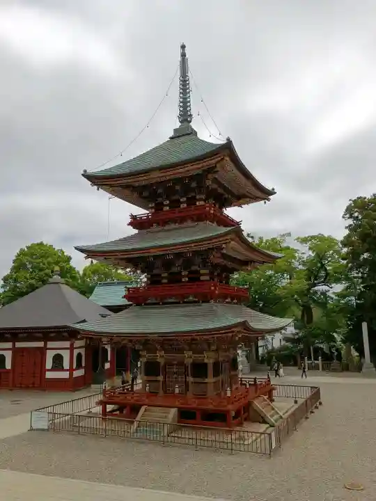 成田山新勝寺の{uncategorized: "未分類", other: "その他", undefined: "問題あり", building: "その他建物", grave: "お墓", sacred_gate: "鳥居", guardian: "狛犬", statue: "像", buddha: "仏像", history: "歴史", nature: "自然", garden: "庭園", animal: "動物", pagoda: "塔", temizu: "手水舎", mountain_gate: "山門・神門", sanctuary: "本殿・本堂", subordinate: "末社・摂社", art: "芸術", scenery: "景色", jizo: "地蔵", ema: "絵馬", goshuin: "御朱印", omikuji: "おみくじ", items: "授与品その他", amulet: "お守り", goshuincho: "御朱印帳", eats: "食事", festival: "お祭り", votive_dance: "神楽", shichigosan: "七五三参", wedding: "結婚式", experience: "体験その他", initially: "初詣", around: "周辺", anti_infection: "感染症対策"}