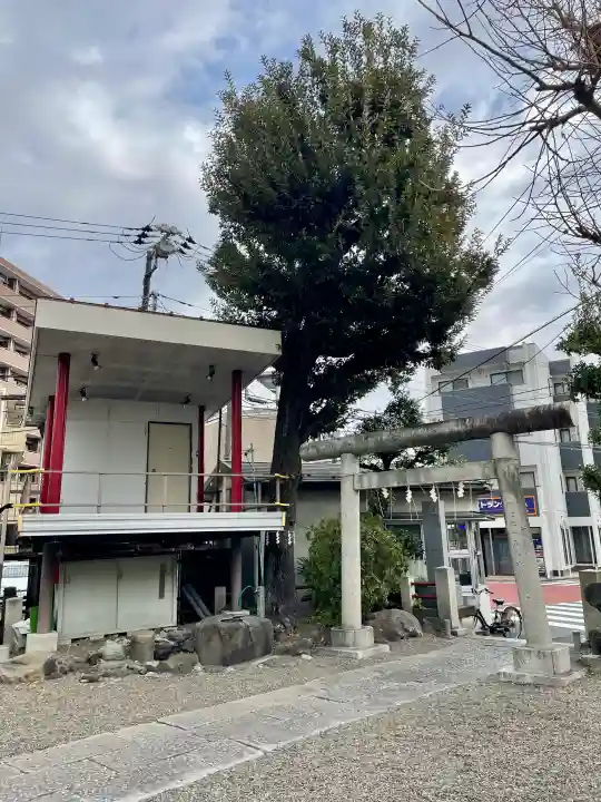 亀戸水神社の{uncategorized: "未分類", other: "その他", undefined: "問題あり", building: "その他建物", grave: "お墓", sacred_gate: "鳥居", guardian: "狛犬", statue: "像", buddha: "仏像", history: "歴史", nature: "自然", garden: "庭園", animal: "動物", pagoda: "塔", temizu: "手水舎", mountain_gate: "山門・神門", sanctuary: "本殿・本堂", subordinate: "末社・摂社", art: "芸術", scenery: "景色", jizo: "地蔵", ema: "絵馬", goshuin: "御朱印", omikuji: "おみくじ", items: "授与品その他", amulet: "お守り", goshuincho: "御朱印帳", eats: "食事", festival: "お祭り", votive_dance: "神楽", shichigosan: "七五三参", wedding: "結婚式", experience: "体験その他", initially: "初詣", around: "周辺", anti_infection: "感染症対策"}