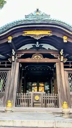 白金氷川神社の本殿