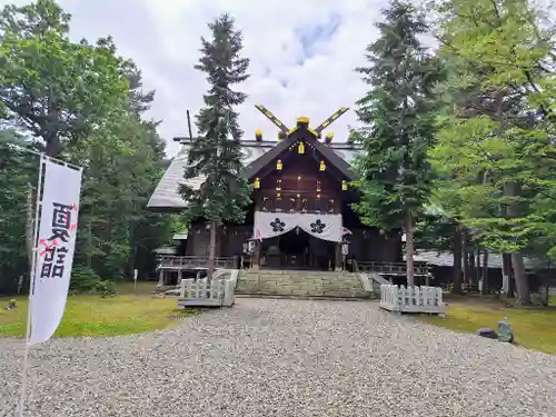 上川神社の本殿