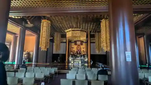 増上寺の{uncategorized: "未分類", other: "その他", undefined: "問題あり", building: "その他建物", grave: "お墓", sacred_gate: "鳥居", guardian: "狛犬", statue: "像", buddha: "仏像", history: "歴史", nature: "自然", garden: "庭園", animal: "動物", pagoda: "塔", temizu: "手水舎", mountain_gate: "山門・神門", sanctuary: "本殿・本堂", subordinate: "末社・摂社", art: "芸術", scenery: "景色", jizo: "地蔵", ema: "絵馬", goshuin: "御朱印", omikuji: "おみくじ", items: "授与品その他", amulet: "お守り", goshuincho: "御朱印帳", eats: "食事", festival: "お祭り", votive_dance: "神楽", shichigosan: "七五三参", wedding: "結婚式", experience: "体験その他", initially: "初詣", around: "周辺", anti_infection: "感染症対策"}