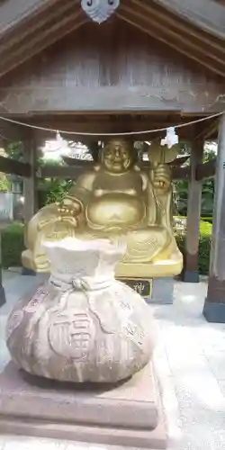 田村神社の像