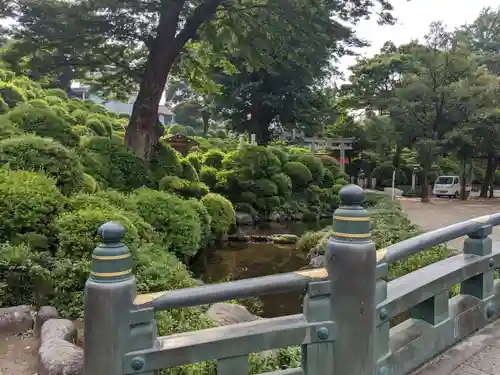 根津神社の庭園