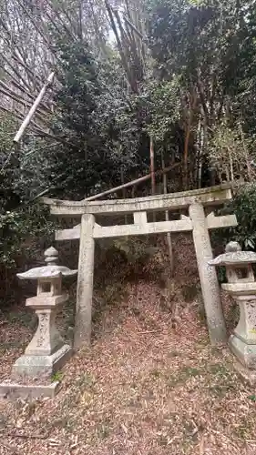 天満宮窟前の鳥居