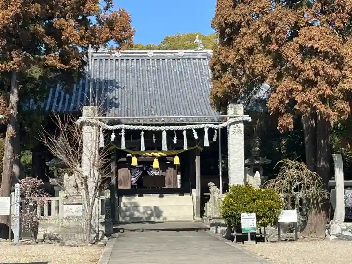 福良八幡神社の{uncategorized: "未分類", other: "その他", undefined: "問題あり", building: "その他建物", grave: "お墓", sacred_gate: "鳥居", guardian: "狛犬", statue: "像", buddha: "仏像", history: "歴史", nature: "自然", garden: "庭園", animal: "動物", pagoda: "塔", temizu: "手水舎", mountain_gate: "山門・神門", sanctuary: "本殿・本堂", subordinate: "末社・摂社", art: "芸術", scenery: "景色", jizo: "地蔵", ema: "絵馬", goshuin: "御朱印", omikuji: "おみくじ", items: "授与品その他", amulet: "お守り", goshuincho: "御朱印帳", eats: "食事", festival: "お祭り", votive_dance: "神楽", shichigosan: "七五三参", wedding: "結婚式", experience: "体験その他", initially: "初詣", around: "周辺", anti_infection: "感染症対策"}