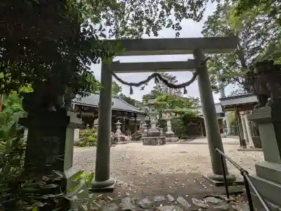 井後神社の{uncategorized: "未分類", other: "その他", undefined: "問題あり", building: "その他建物", grave: "お墓", sacred_gate: "鳥居", guardian: "狛犬", statue: "像", buddha: "仏像", history: "歴史", nature: "自然", garden: "庭園", animal: "動物", pagoda: "塔", temizu: "手水舎", mountain_gate: "山門・神門", sanctuary: "本殿・本堂", subordinate: "末社・摂社", art: "芸術", scenery: "景色", jizo: "地蔵", ema: "絵馬", goshuin: "御朱印", omikuji: "おみくじ", items: "授与品その他", amulet: "お守り", goshuincho: "御朱印帳", eats: "食事", festival: "お祭り", votive_dance: "神楽", shichigosan: "七五三参", wedding: "結婚式", experience: "体験その他", initially: "初詣", around: "周辺", anti_infection: "感染症対策"}