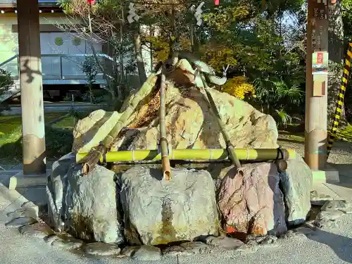 越中一宮 髙瀬神社の手水