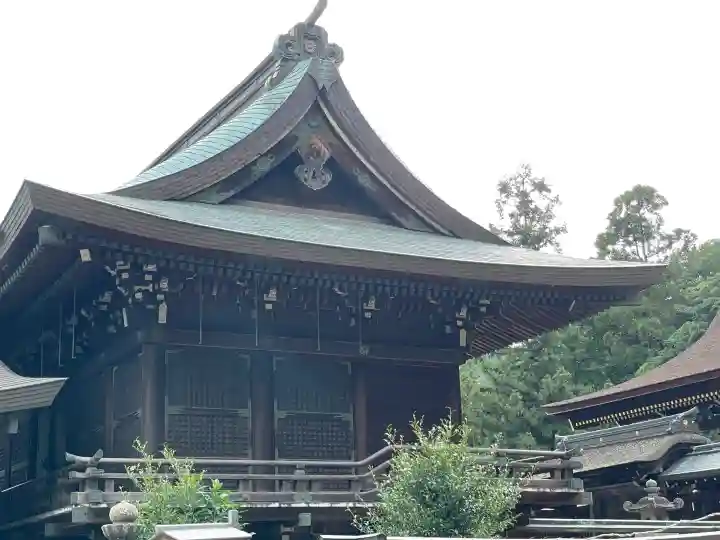 吉備津彦神社の{uncategorized: "未分類", other: "その他", undefined: "問題あり", building: "その他建物", grave: "お墓", sacred_gate: "鳥居", guardian: "狛犬", statue: "像", buddha: "仏像", history: "歴史", nature: "自然", garden: "庭園", animal: "動物", pagoda: "塔", temizu: "手水舎", mountain_gate: "山門・神門", sanctuary: "本殿・本堂", subordinate: "末社・摂社", art: "芸術", scenery: "景色", jizo: "地蔵", ema: "絵馬", goshuin: "御朱印", omikuji: "おみくじ", items: "授与品その他", amulet: "お守り", goshuincho: "御朱印帳", eats: "食事", festival: "お祭り", votive_dance: "神楽", shichigosan: "七五三参", wedding: "結婚式", experience: "体験その他", initially: "初詣", around: "周辺", anti_infection: "感染症対策"}