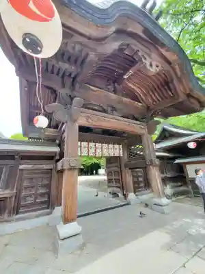 宇都宮二荒山神社の山門・神門