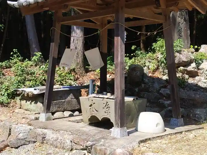 石作神社の手水舎
