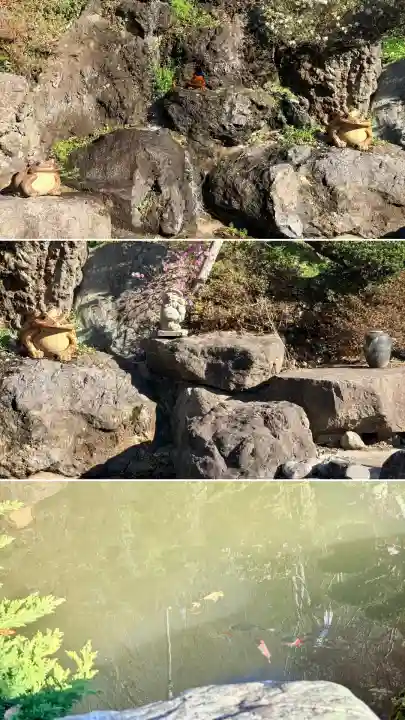 湯の沢神社の{uncategorized: "未分類", other: "その他", undefined: "問題あり", building: "その他建物", grave: "お墓", sacred_gate: "鳥居", guardian: "狛犬", statue: "像", buddha: "仏像", history: "歴史", nature: "自然", garden: "庭園", animal: "動物", pagoda: "塔", temizu: "手水舎", mountain_gate: "山門・神門", sanctuary: "本殿・本堂", subordinate: "末社・摂社", art: "芸術", scenery: "景色", jizo: "地蔵", ema: "絵馬", goshuin: "御朱印", omikuji: "おみくじ", items: "授与品その他", amulet: "お守り", goshuincho: "御朱印帳", eats: "食事", festival: "お祭り", votive_dance: "神楽", shichigosan: "七五三参", wedding: "結婚式", experience: "体験その他", initially: "初詣", around: "周辺", anti_infection: "感染症対策"}