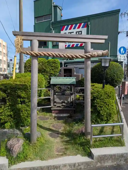 池の端弁財天(妙竜法徳弁財天)(神奈川県)