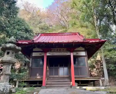 開道石割稲荷神社(山梨県)