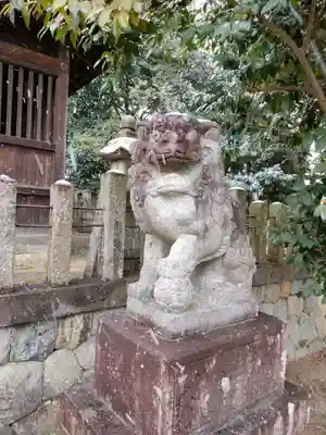 子安神明社の狛犬