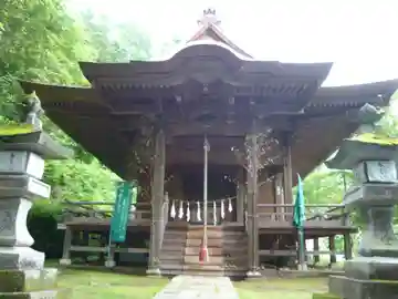 川原湯神社の本殿・本堂