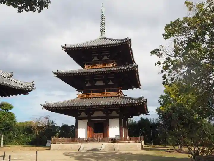 法起寺のその他建物