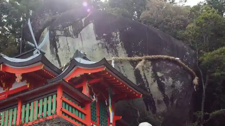 神倉神社(熊野速玉大社摂社)の{uncategorized: "未分類", other: "その他", undefined: "問題あり", building: "その他建物", grave: "お墓", sacred_gate: "鳥居", guardian: "狛犬", statue: "像", buddha: "仏像", history: "歴史", nature: "自然", garden: "庭園", animal: "動物", pagoda: "塔", temizu: "手水舎", mountain_gate: "山門・神門", sanctuary: "本殿・本堂", subordinate: "末社・摂社", art: "芸術", scenery: "景色", jizo: "地蔵", ema: "絵馬", goshuin: "御朱印", omikuji: "おみくじ", items: "授与品その他", amulet: "お守り", goshuincho: "御朱印帳", eats: "食事", festival: "お祭り", votive_dance: "神楽", shichigosan: "七五三参", wedding: "結婚式", experience: "体験その他", initially: "初詣", around: "周辺", anti_infection: "感染症対策"}