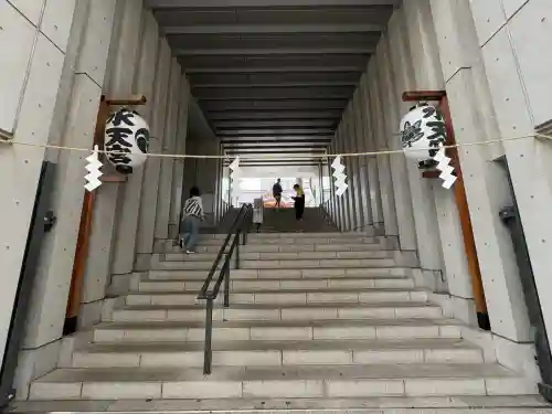 水天宮の{uncategorized: "未分類", other: "その他", undefined: "問題あり", building: "その他建物", grave: "お墓", sacred_gate: "鳥居", guardian: "狛犬", statue: "像", buddha: "仏像", history: "歴史", nature: "自然", garden: "庭園", animal: "動物", pagoda: "塔", temizu: "手水舎", mountain_gate: "山門・神門", sanctuary: "本殿・本堂", subordinate: "末社・摂社", art: "芸術", scenery: "景色", jizo: "地蔵", ema: "絵馬", goshuin: "御朱印", omikuji: "おみくじ", items: "授与品その他", amulet: "お守り", goshuincho: "御朱印帳", eats: "食事", festival: "お祭り", votive_dance: "神楽", shichigosan: "七五三参", wedding: "結婚式", experience: "体験その他", initially: "初詣", around: "周辺", anti_infection: "感染症対策"}