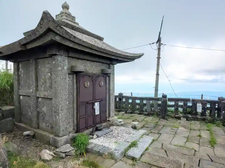 背振神社上宮のその他建物