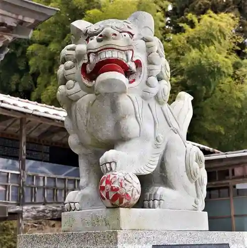 熊野本宮社の狛犬