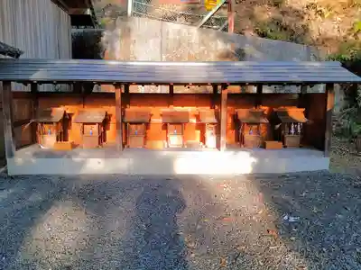 神明神社の末社・摂社