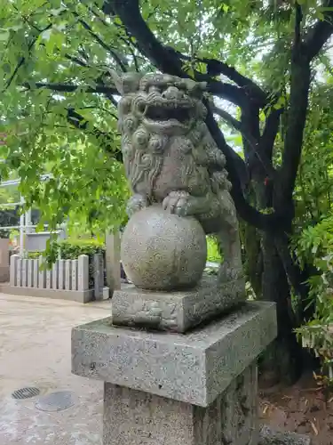 空鞘稲生神社の狛犬