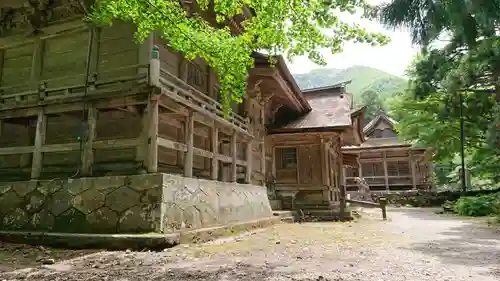 下山神社の建物その他